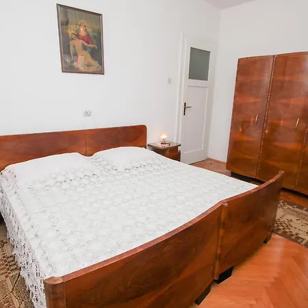 Mirta Apartman *