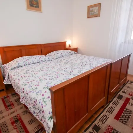 Mirta Apartman *